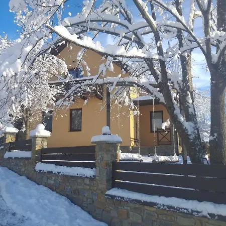 Садиба Лісова Podgorodtsy Exterior photo