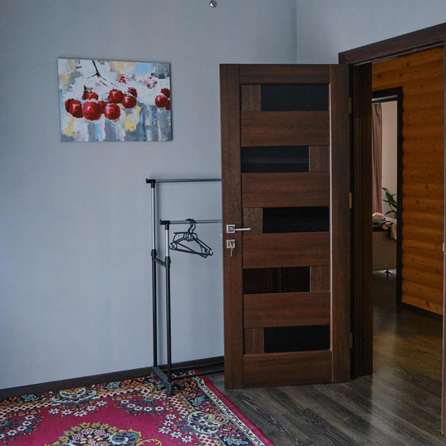 Chalet лісова Podgorodtsy